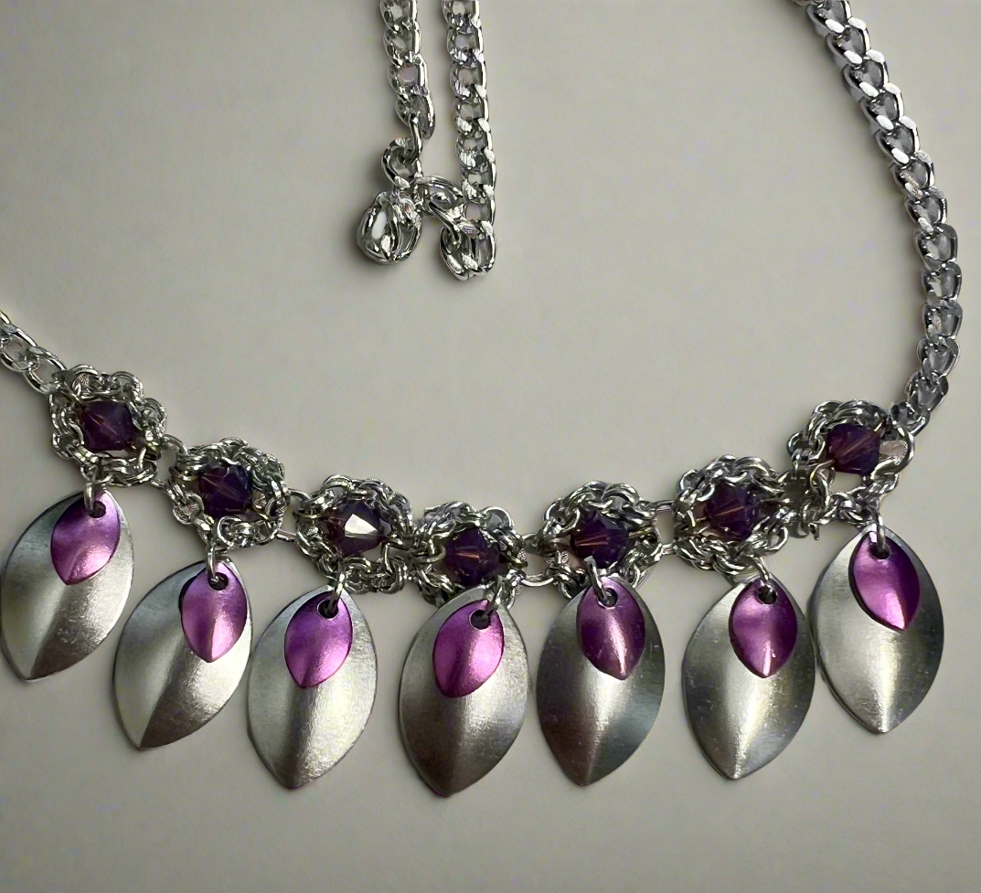 Handmade 20in Swarovski silver plated Neckless